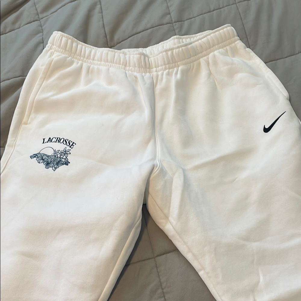 Nike XL white lacrosse sweatpants